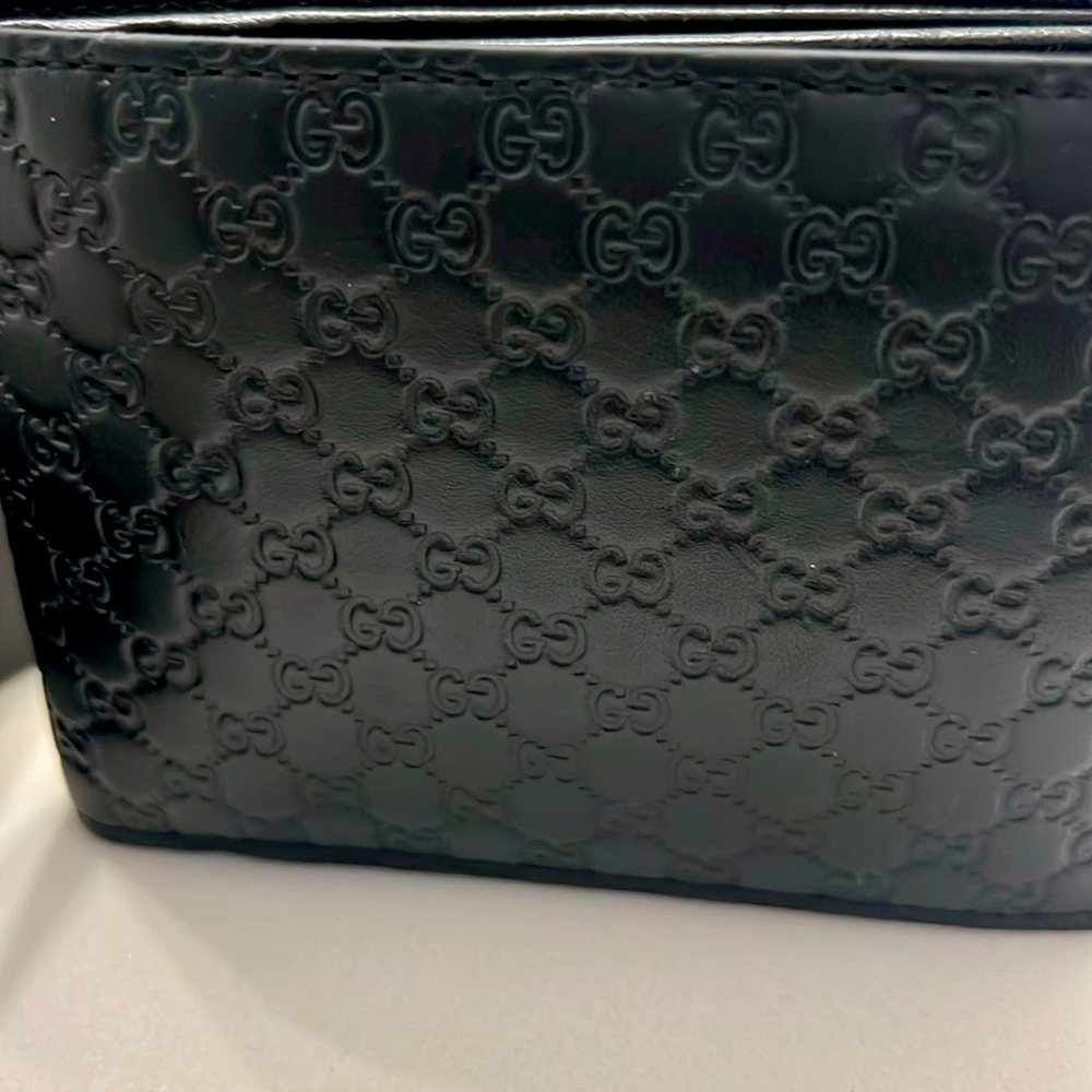 Gucci Mens Trifold Wallet